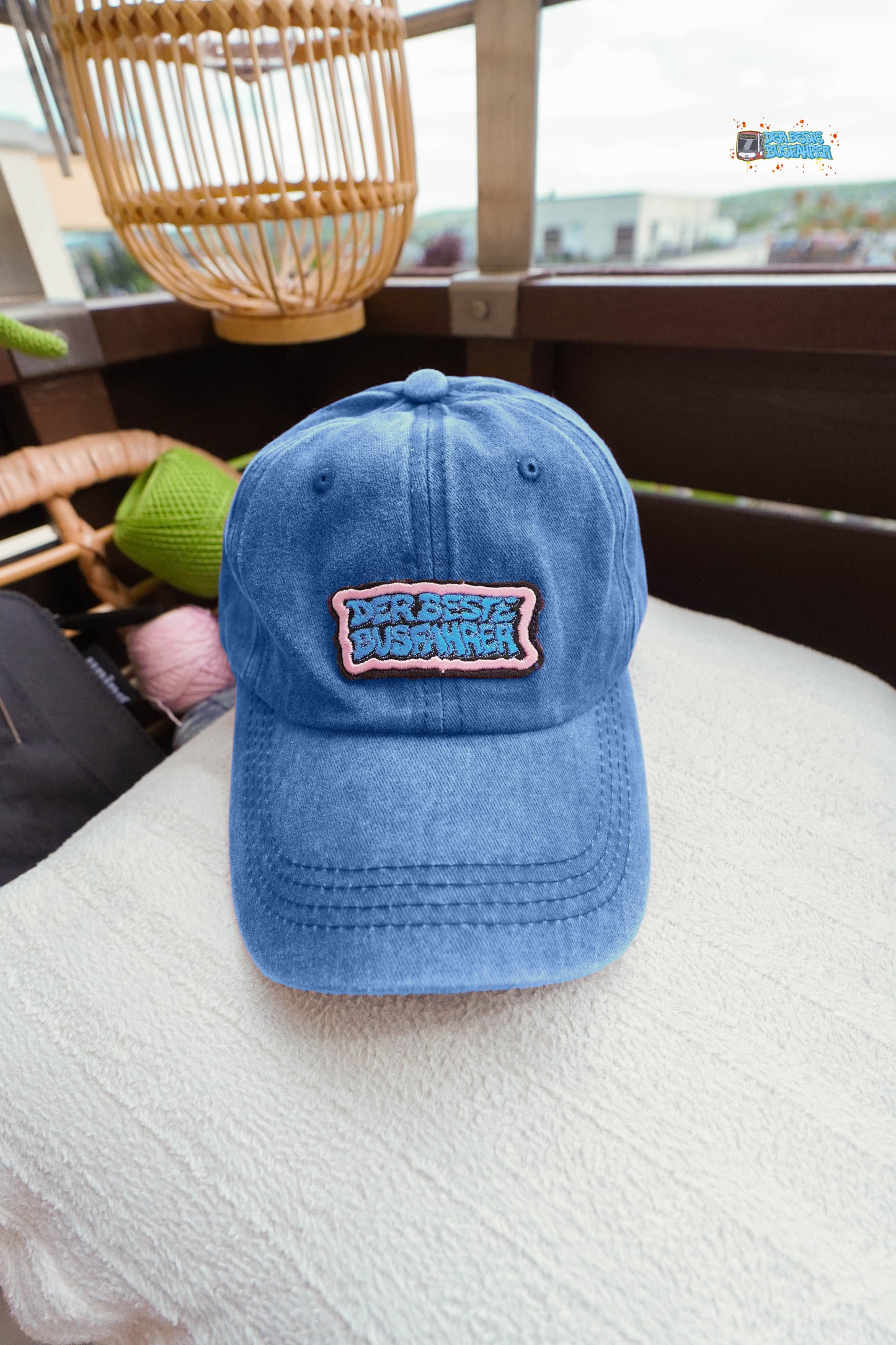 Gewaschene Vintage-Baseballmützen mit Logo als Schriftzug