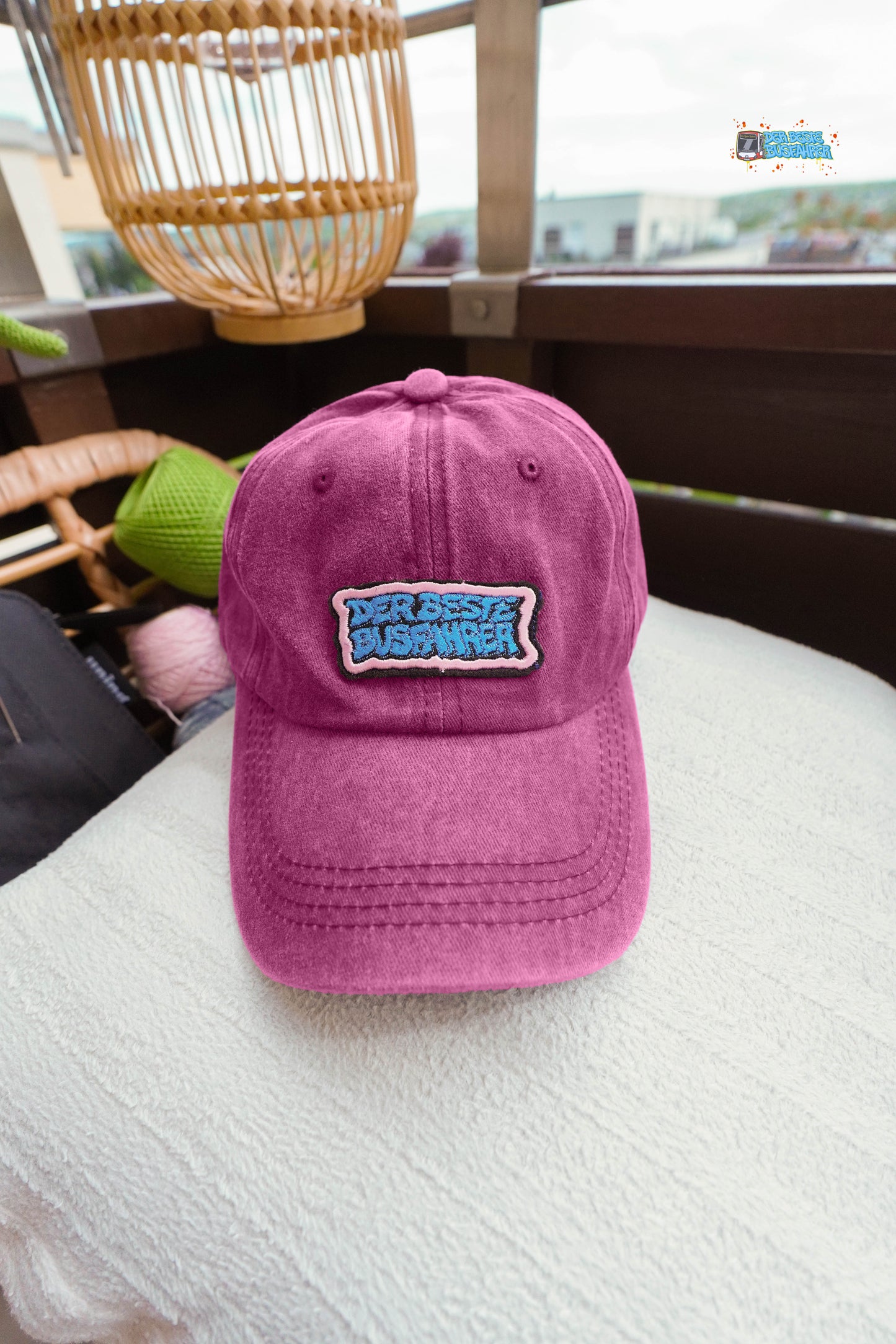Gewaschene Vintage-Baseballmützen mit Logo als Schriftzug